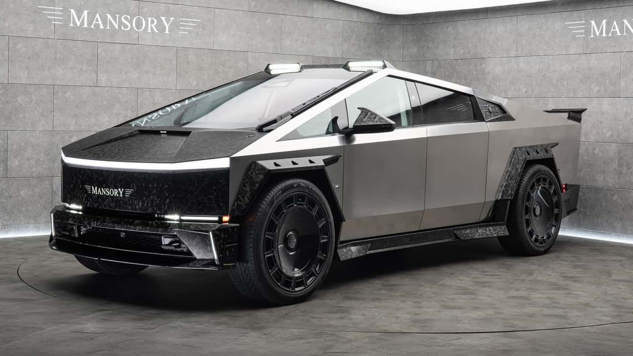 Mansory Elongation Tesla Cybertruck