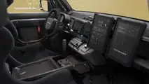 Defender Dakar D7X-R