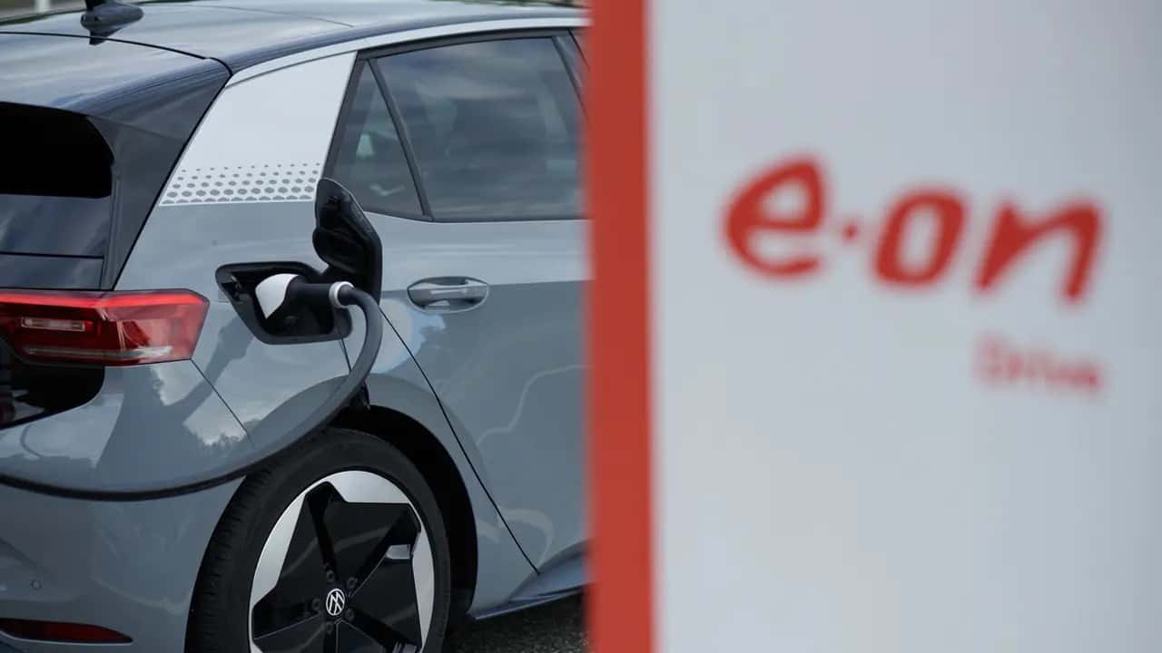VW ID.3 an einer E.ON-Ladesäule (Symbolbild)