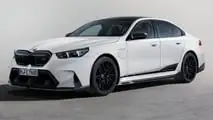 BMW M5 2025 avec pièces M Performance