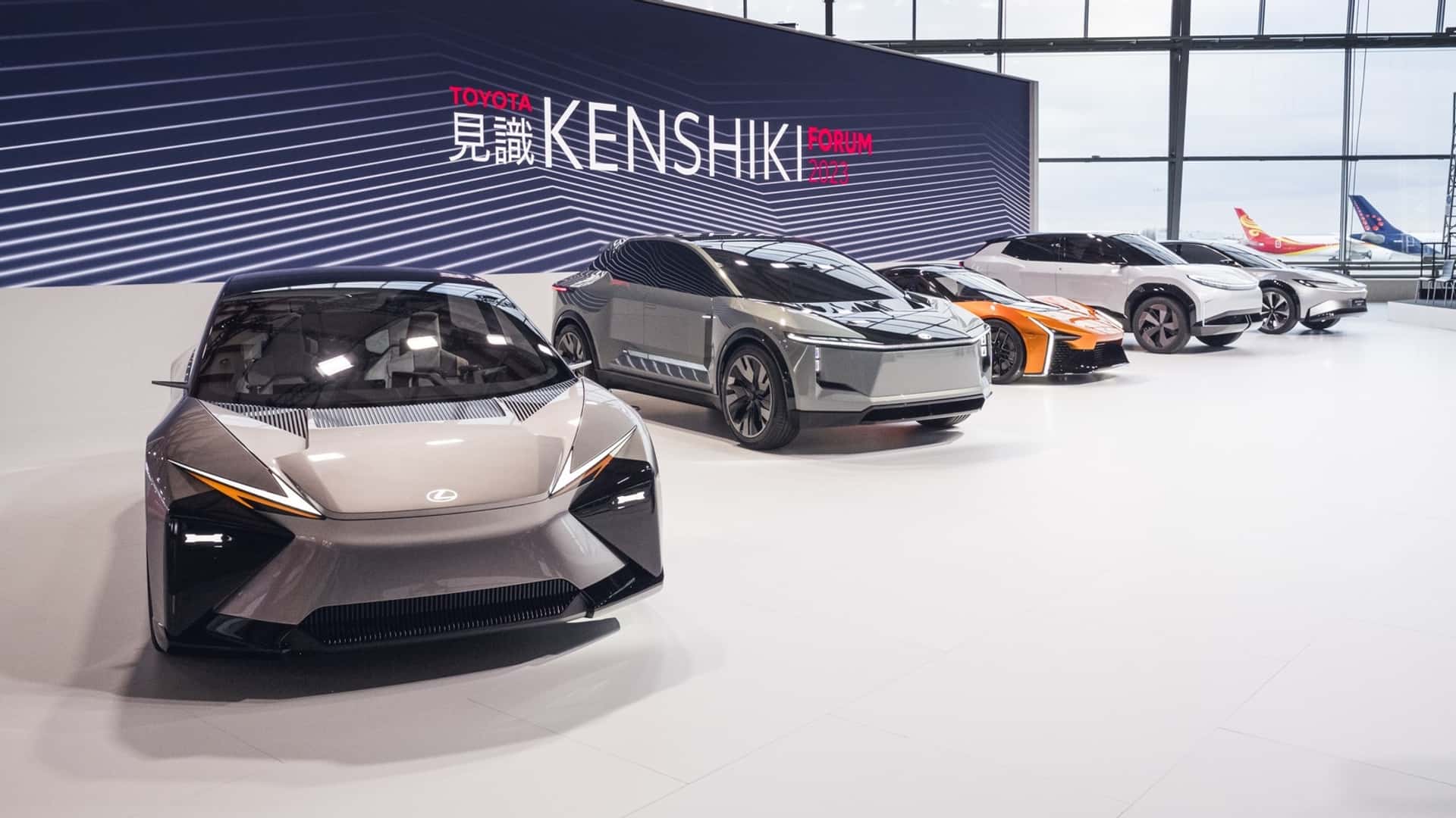 Toyota zeigt neue Elektroautos und künftige Batterietechnologien