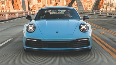 Porsche 911 vs. Mercedes AMG-GT