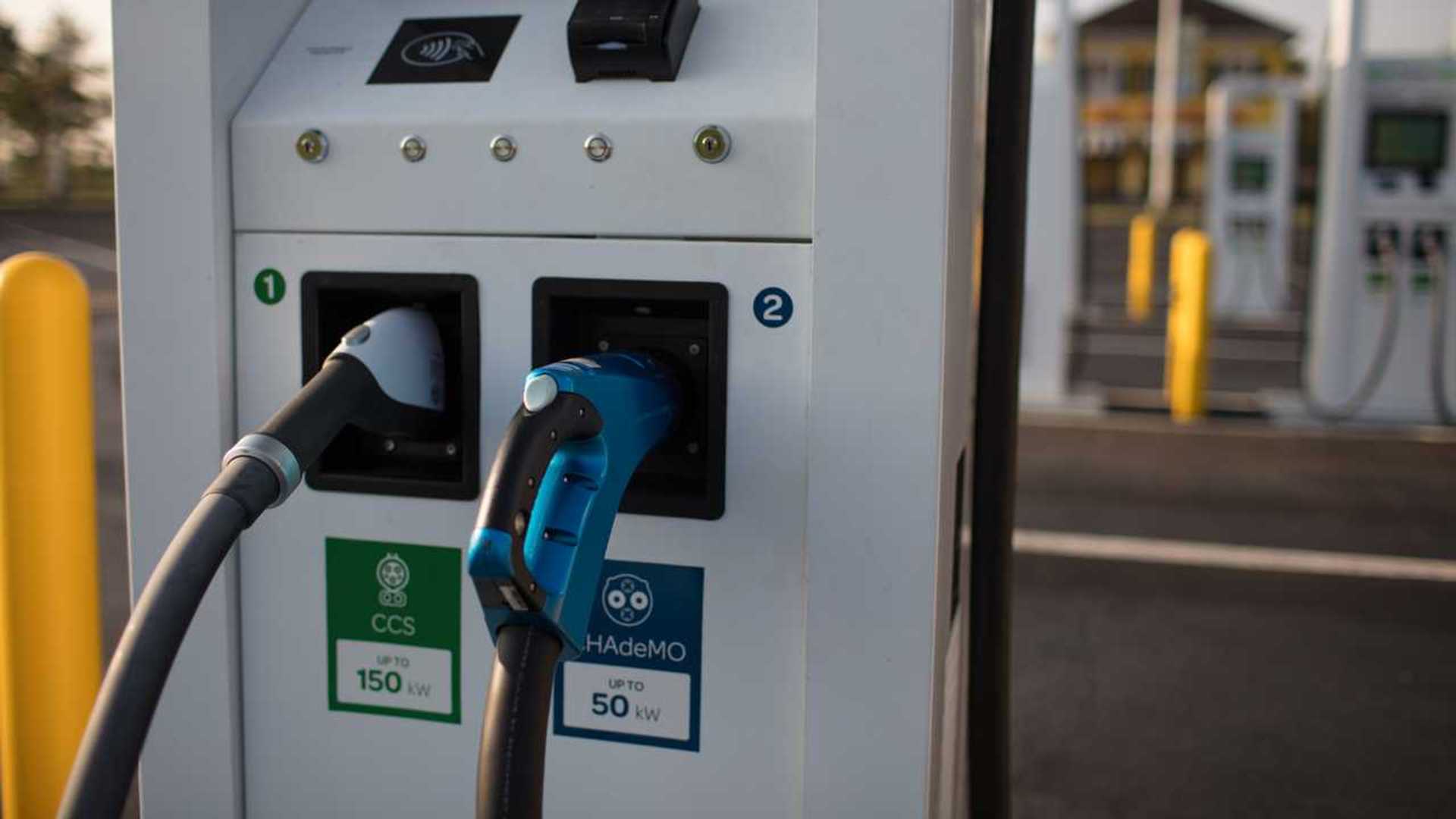 Canada To Spend 8 Million On 160 DC Chargers In Ontario