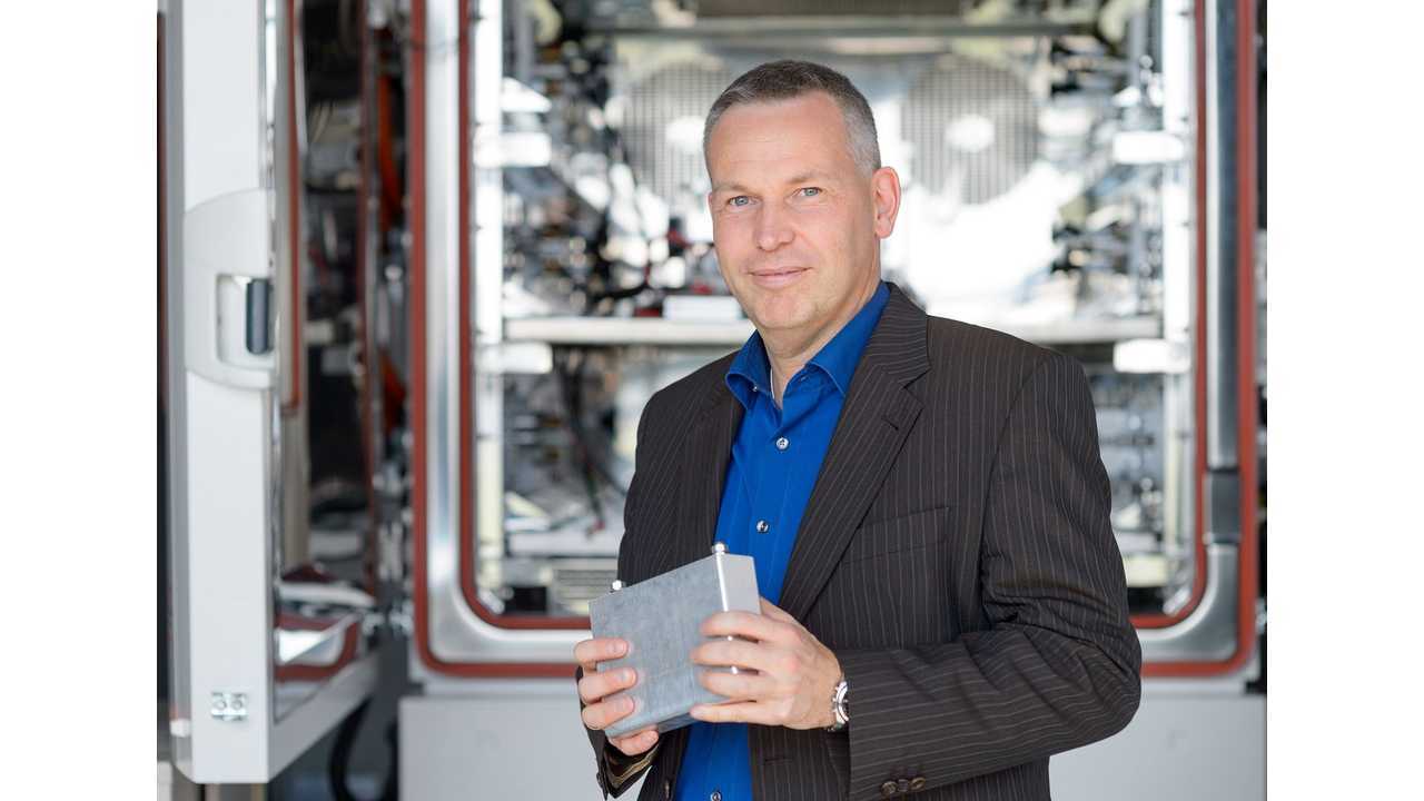 Bosch research: Dr. Thorsten Ochs<br />In the Bosch center for research and advance engineering in Renningen near Stuttgart, Dr. Thorsten Ochs works on the batteries of the future.