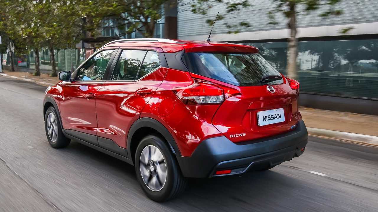 Nissan Kicks S CVT