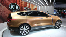 Kia Cross GT concept live in Chicago 07.02.2013