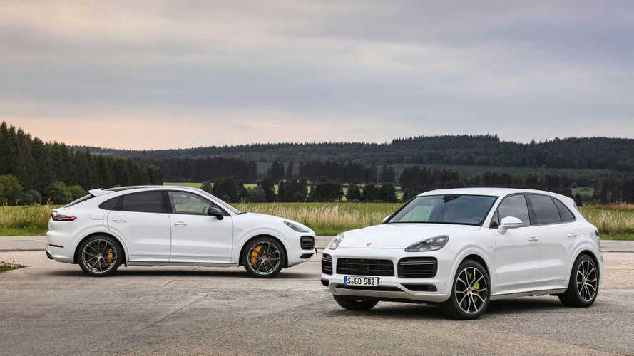 La Porsche Cayenne plug-in ora viaggia più a lungo in elettrico