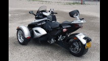 Motorrad mit drei Rädern