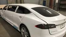 Tesla Model S Limuzin