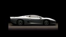 Jaguar XJ220, le foto storiche