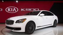 2019 Kia K900 at 2018 New York Auto Show
