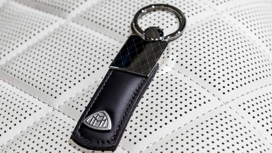 Mercedes-Maybach luggage and accessories