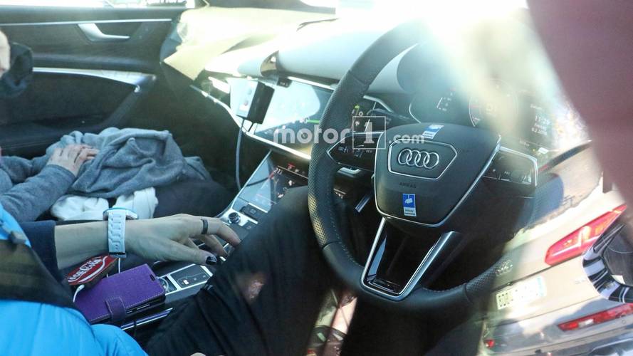 Audi A6 Avant İç Mekan Casus Fotoğrafları