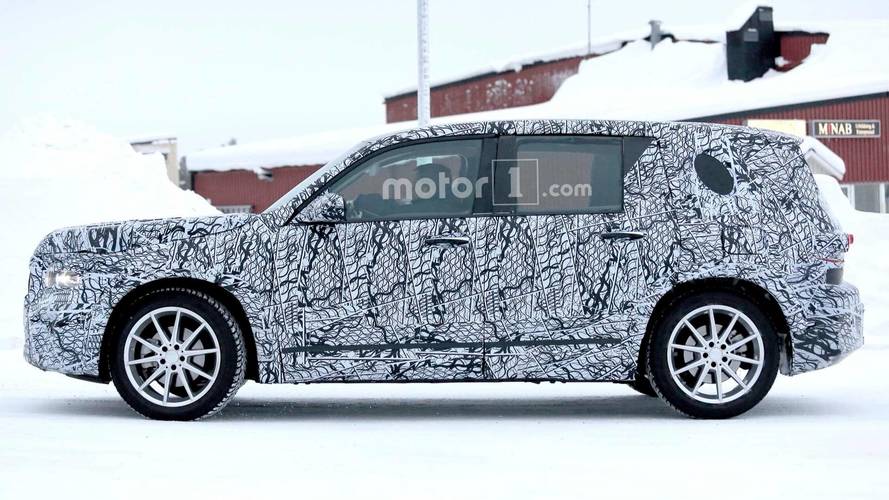 Mercedes-Benz GLB-Serisi casus fotoğraf
