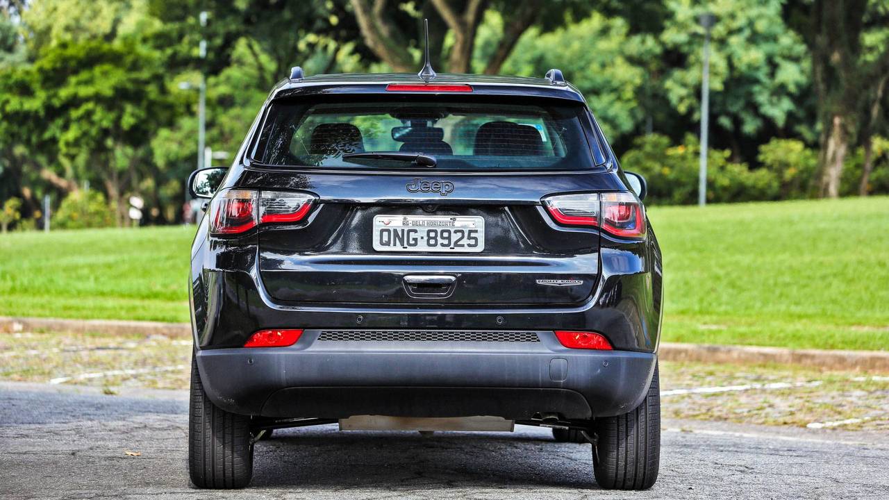 Comparativo Kia Sportage x Jeep Compass De volta ao jogo