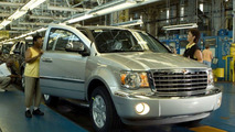 Chrysler Aspen production line