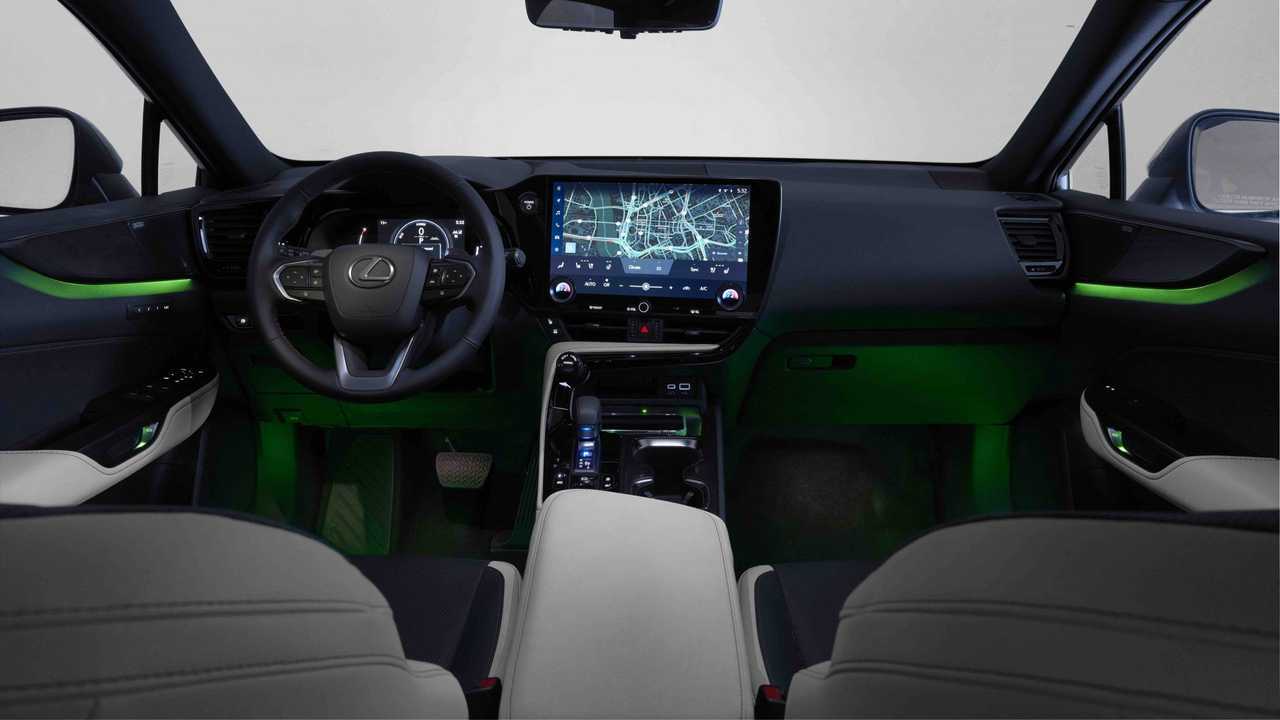 Lexus NX 2021