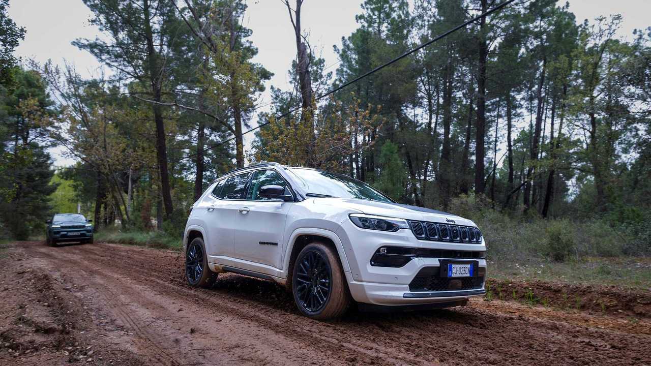 Primera prueba Jeep Renegade y Compass eHybrid