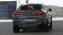 BMW X6 M60i foto spia
