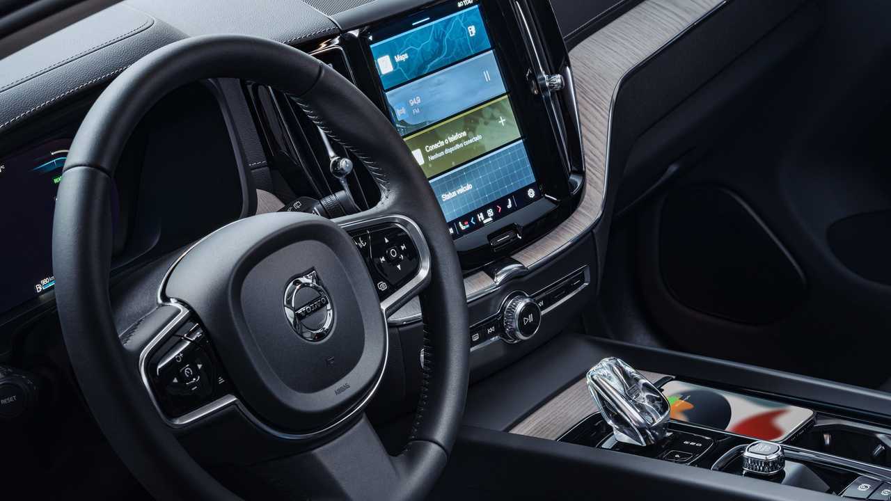 Volvo XC60 T8
