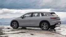 Mercedes EQS SUV em Alpingrau (2022)