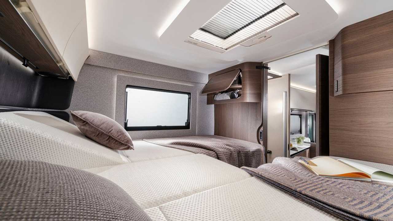 Adria Supersonic autocaravana integral