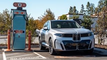BMW iX5 60 xDrive, la ricarica super veloce fino a 460 kW