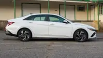 2025 Hyundai Elantra Hybrid Limited Review