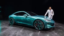 MG in Goodwood: Cyber GTS Concept und Chefdesigner Josef Kaban
