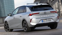 Opel Astra Sports Tourer Hybrid & Opel Astra Hybrid (2024)