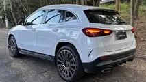 Mercedes-Benz GLA 200 2025