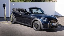 I cerchi in alluminio riciclato della nuova MINI Cooper SE Cabrio