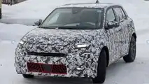 Fiat 600, le prime foto spia dell'erede della 500X