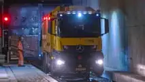 Mercedes-Benz Actros (2024) su rotaie pulisce la ferrovia