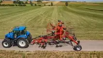Kuhn: andanatore a doppio rotore con posa centrale  GA 8131 CL