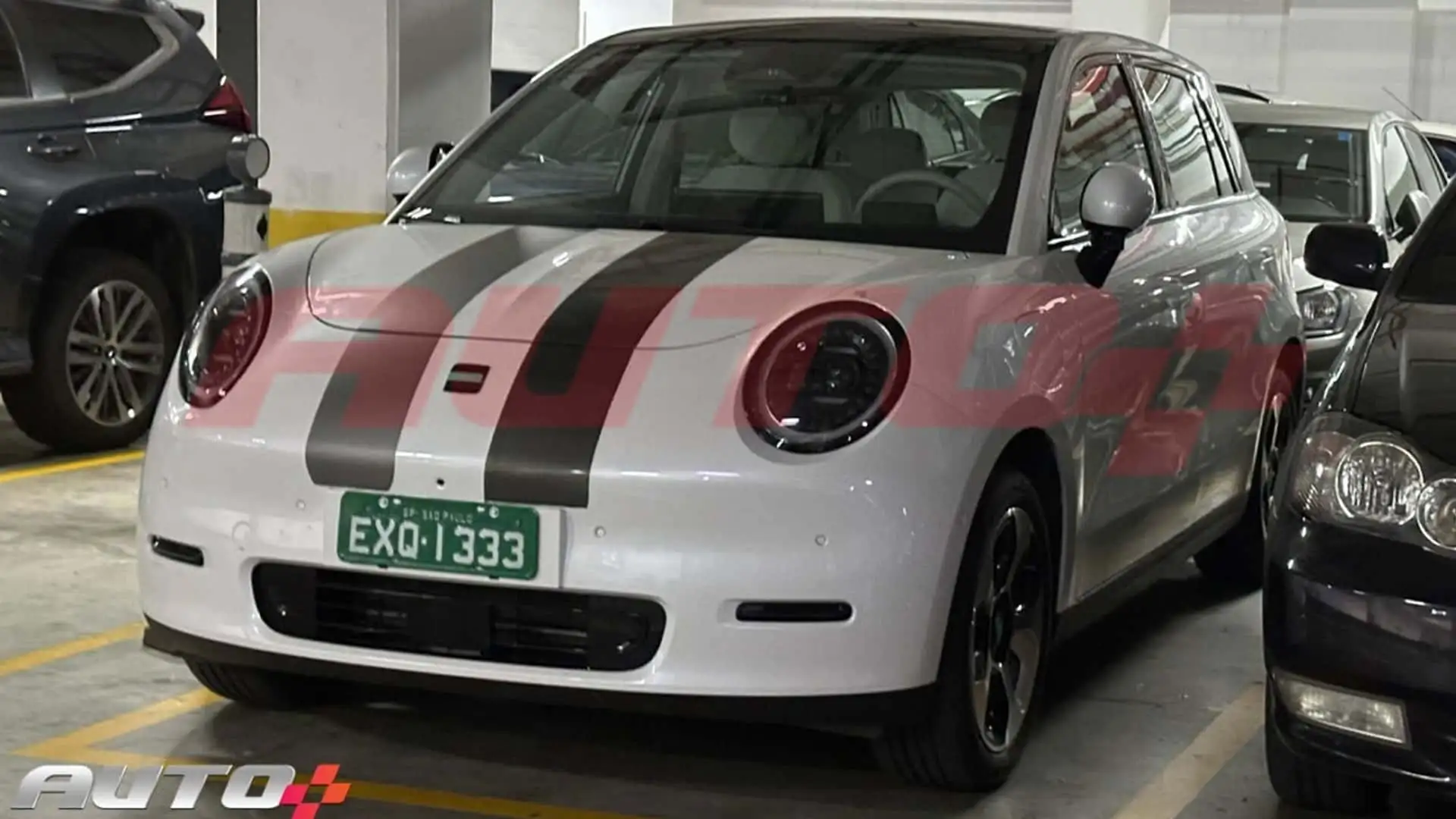 Novo carro elétrico da JAC anti-Dolphin foi flagrado 