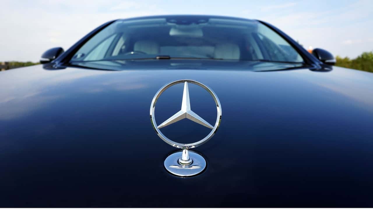 Why Does The Mercedes-Benz Logo Have Three Points?