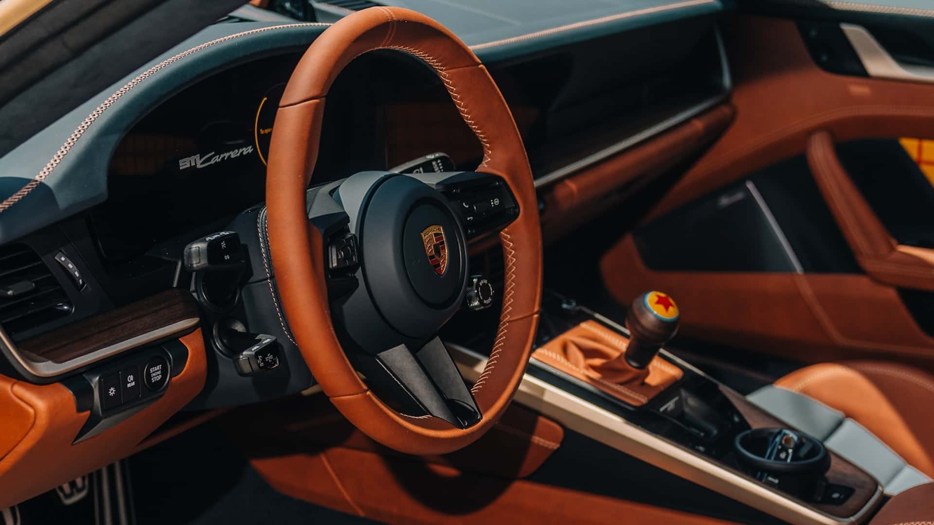 https://cdn.motor1.com/images/mgl/40YW4z/s1/porsche-and-pixar-toy-story-collaboration.jpg