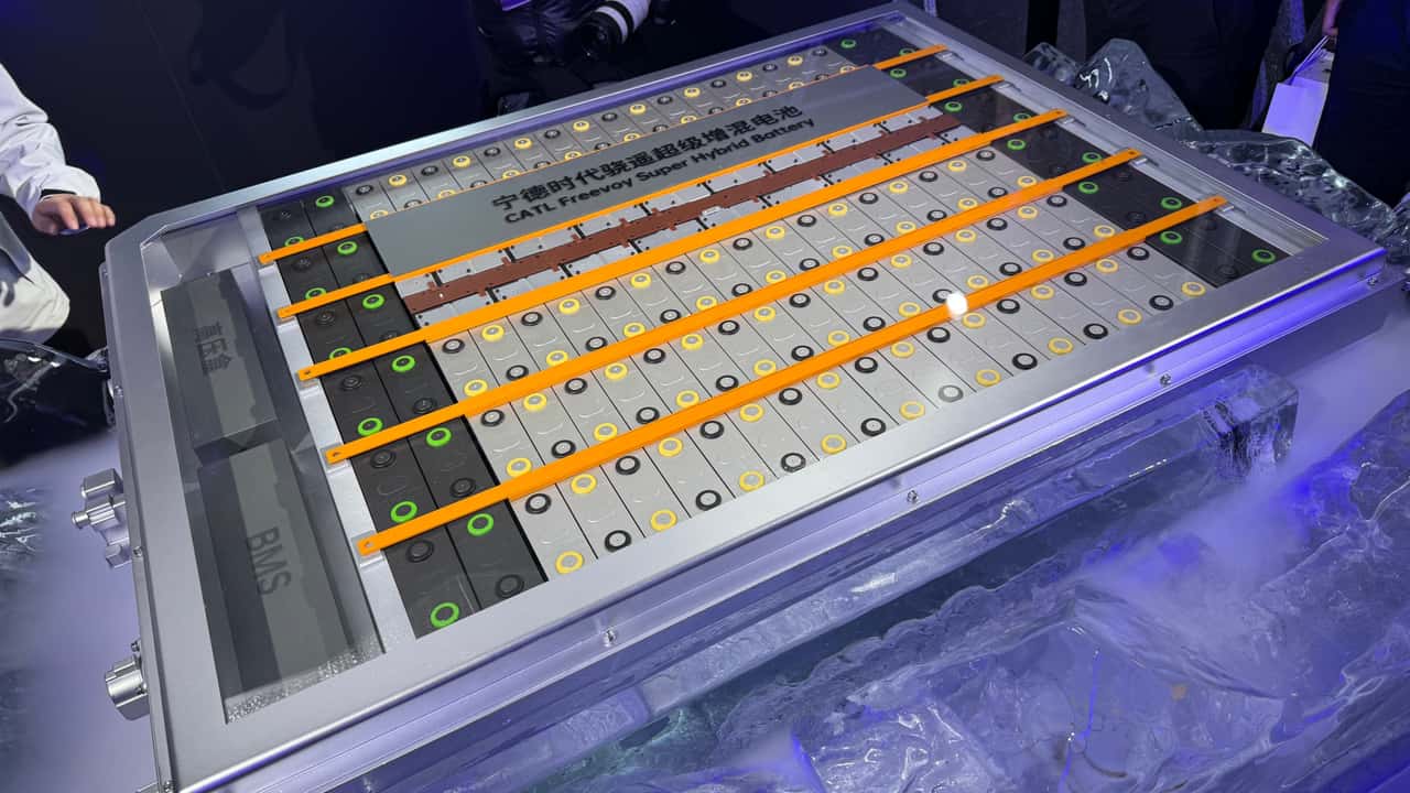 CATL leva híbridos a 600 km em modo elétrico com menor uso do motor