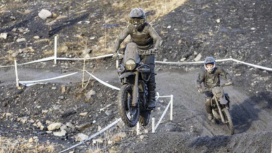 This Royal Enfield Himalayan 450 Could Be the Ultimate Off-The-Shelf Off-Road Racer