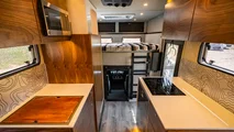 Rossmönster Baja Trail 72 (2026) auf Ford F-350