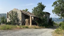 Fabbricati collabenti F/2 sono esclusi dalla piccola proprietà contadina