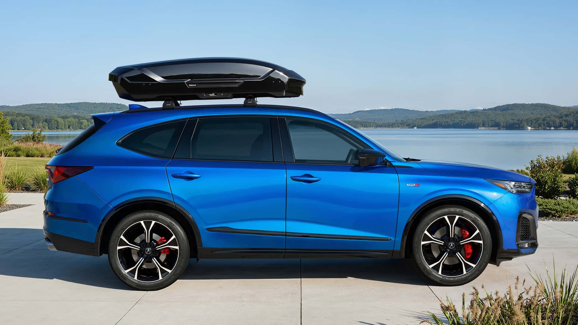 https://cdn.motor1.com/images/mgl/40YpG1/s1/acura-partnered-accessories-2026-acura-mdx.jpg