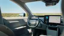 Volvo EX60 P6 (2026), la prova su strada