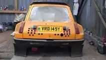Renault 5 Gordini Turbo abandonado