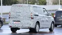 Ford Transit Courier (2023) erste Erlkönigbilder