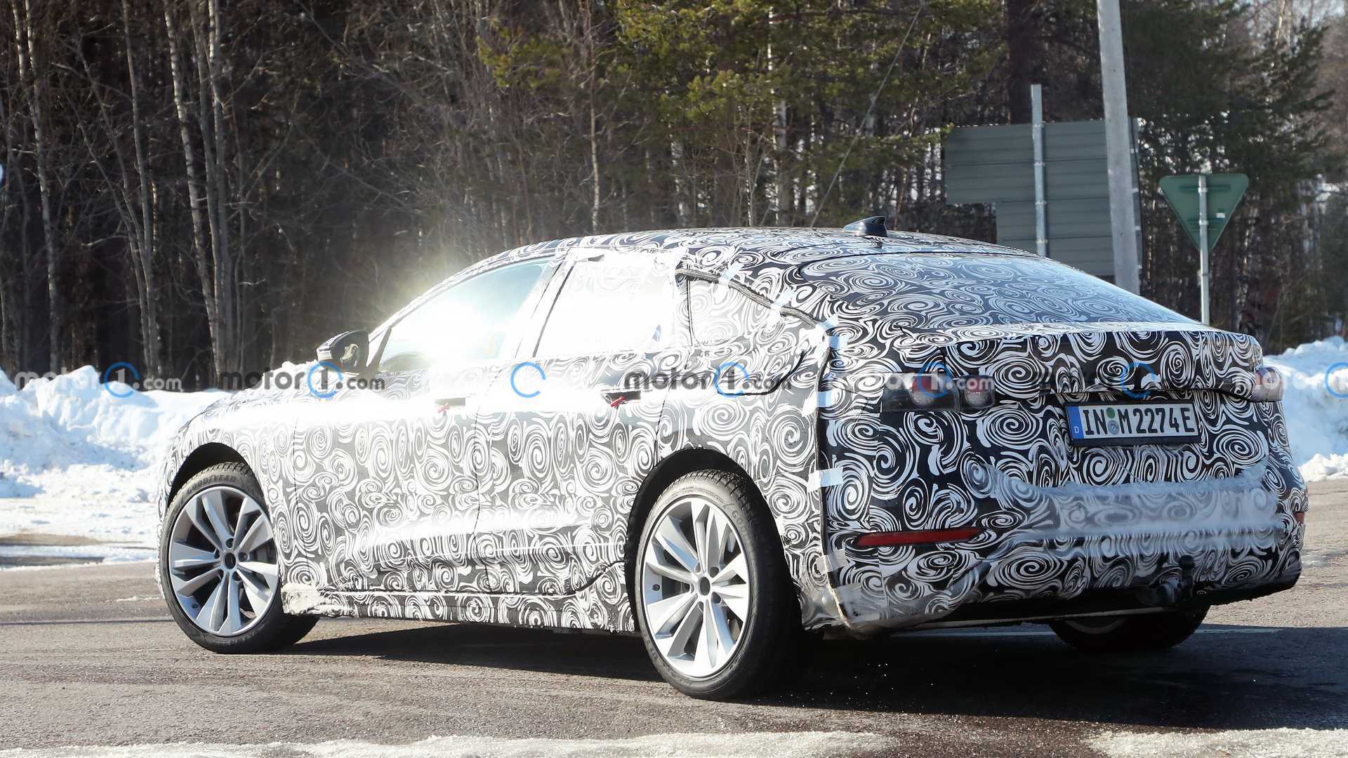 audi-a6-e-tron-rear-view-spy-photo.jpg