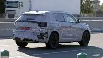 Renault Austral, il prototipo ripreso in Spagna