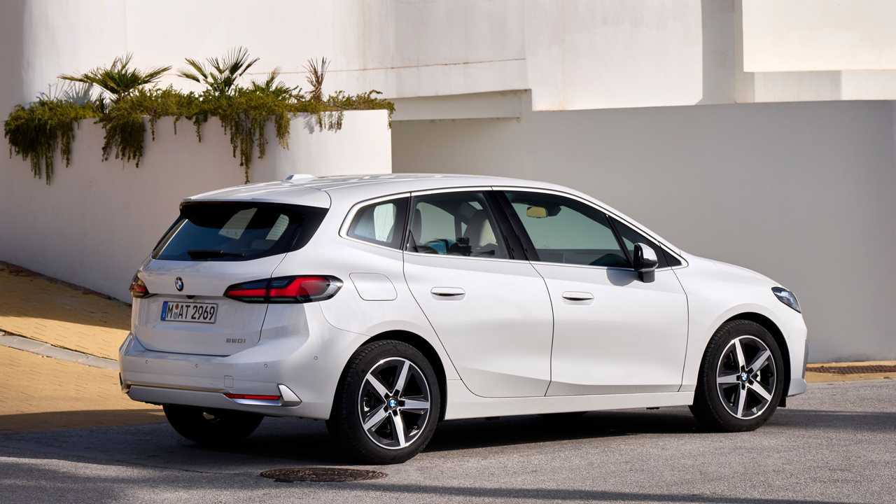BMW 220i Active Tourer (2022) im Test
