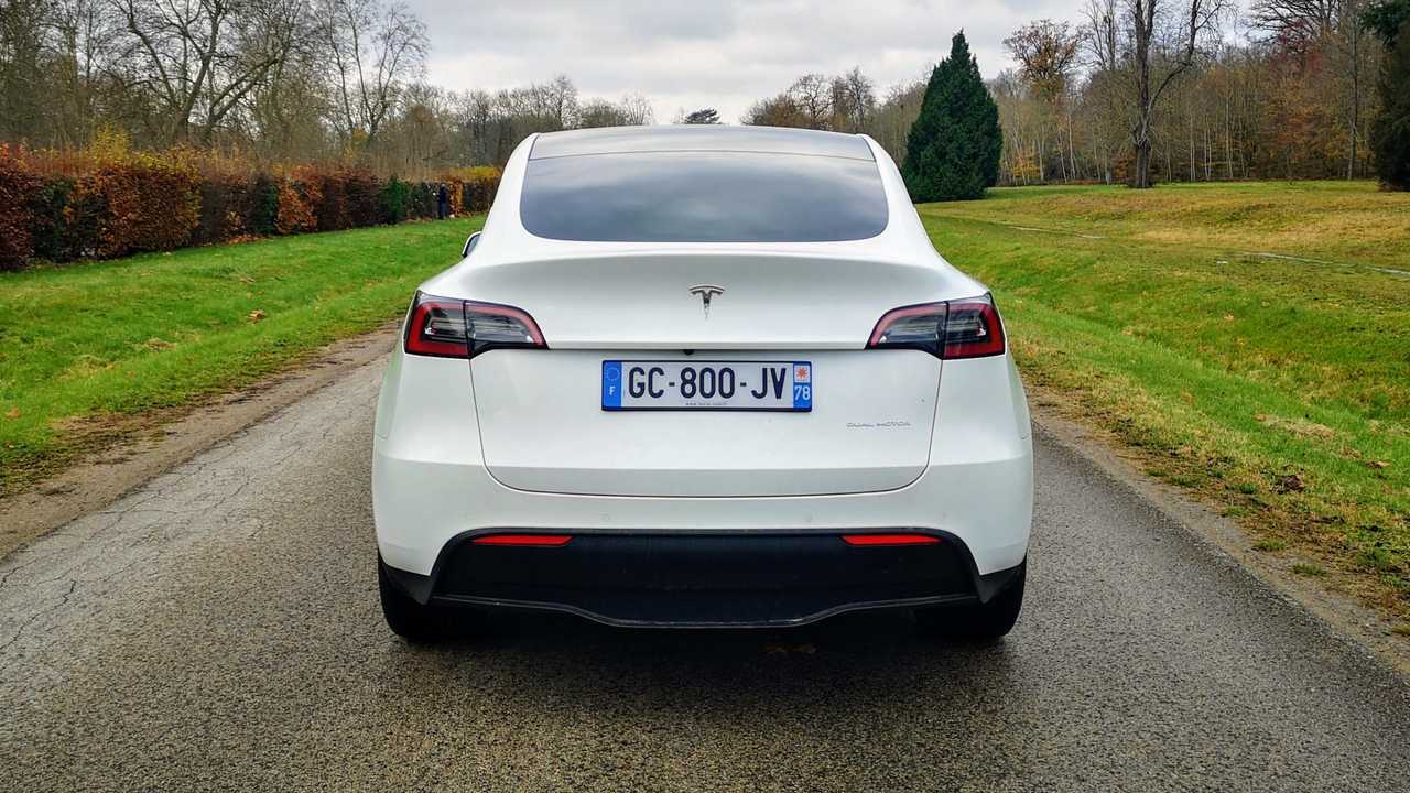 Essai Tesla Model Y Grande Autonomie (2021)